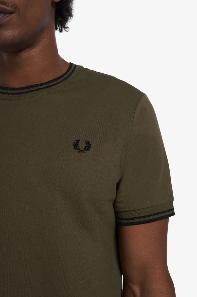 fred perry m1588 q55 uniform green
