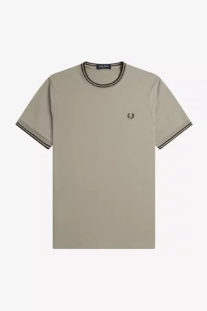 Fred Perry m1588 u84 warm grey/brick