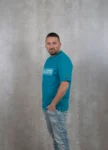 597311