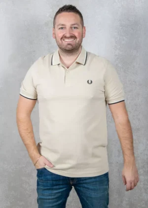 Fred Perry m3600 u87 oatmeal/ecru/blk