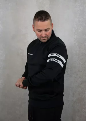 Black Bananas charge tracktop black