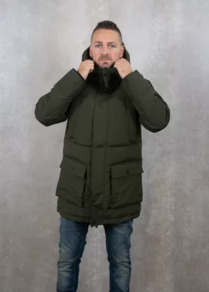 Black Bananas commander parka jacket green