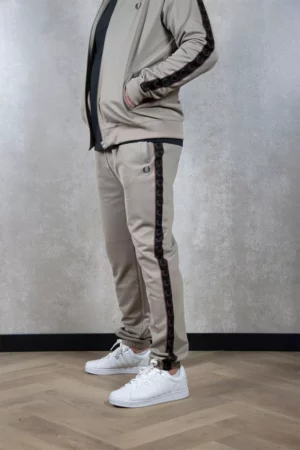 Fred Perry t5507 u84 warm grey/brick
