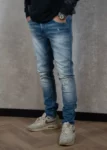 627891