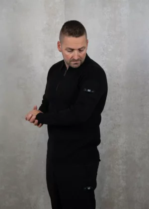 Quotrell chief knitted polo black