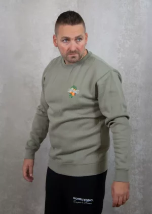 Quotrell mineola crewneck faded olive/white