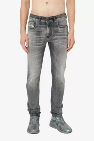 Diesel a03594 09e71 02 sleenker
