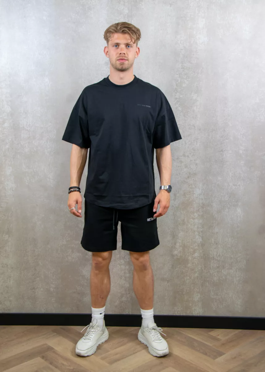 OFF THE PITCH season oversized tee 998 black