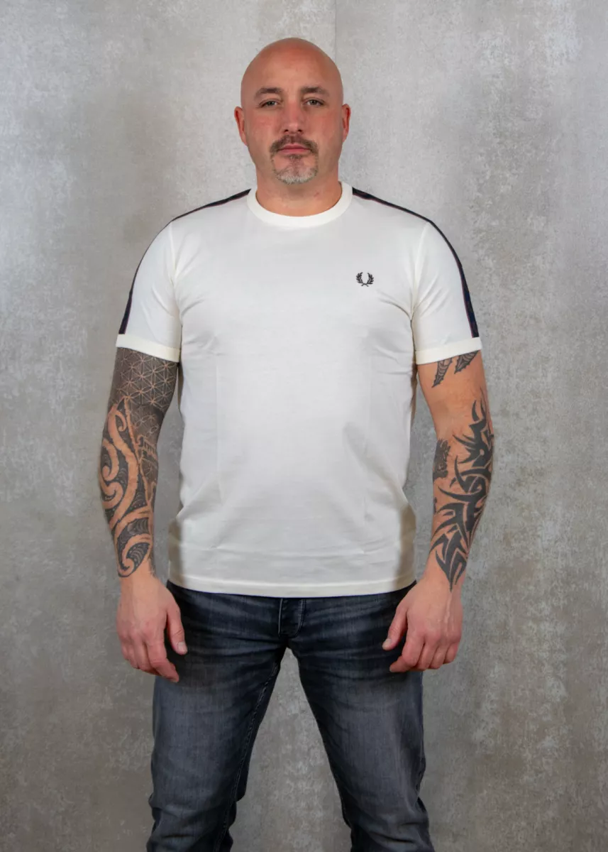Fred Perry m4613 x81 ecru/crntnrdbrck