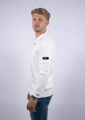 Quotrell couteux knitted button up ecru