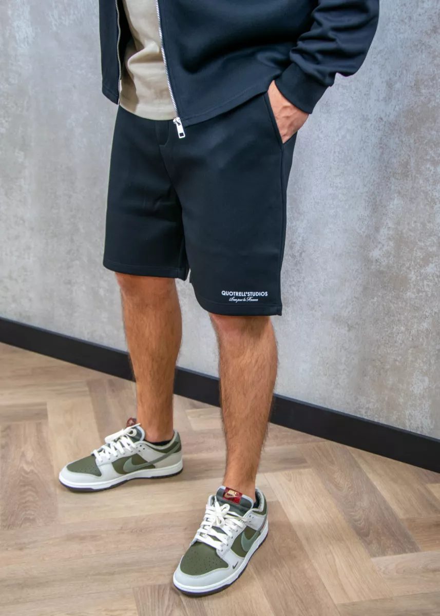 Quotrell lagos shorts black