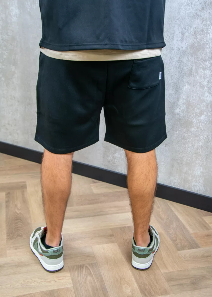 Quotrell lagos shorts black