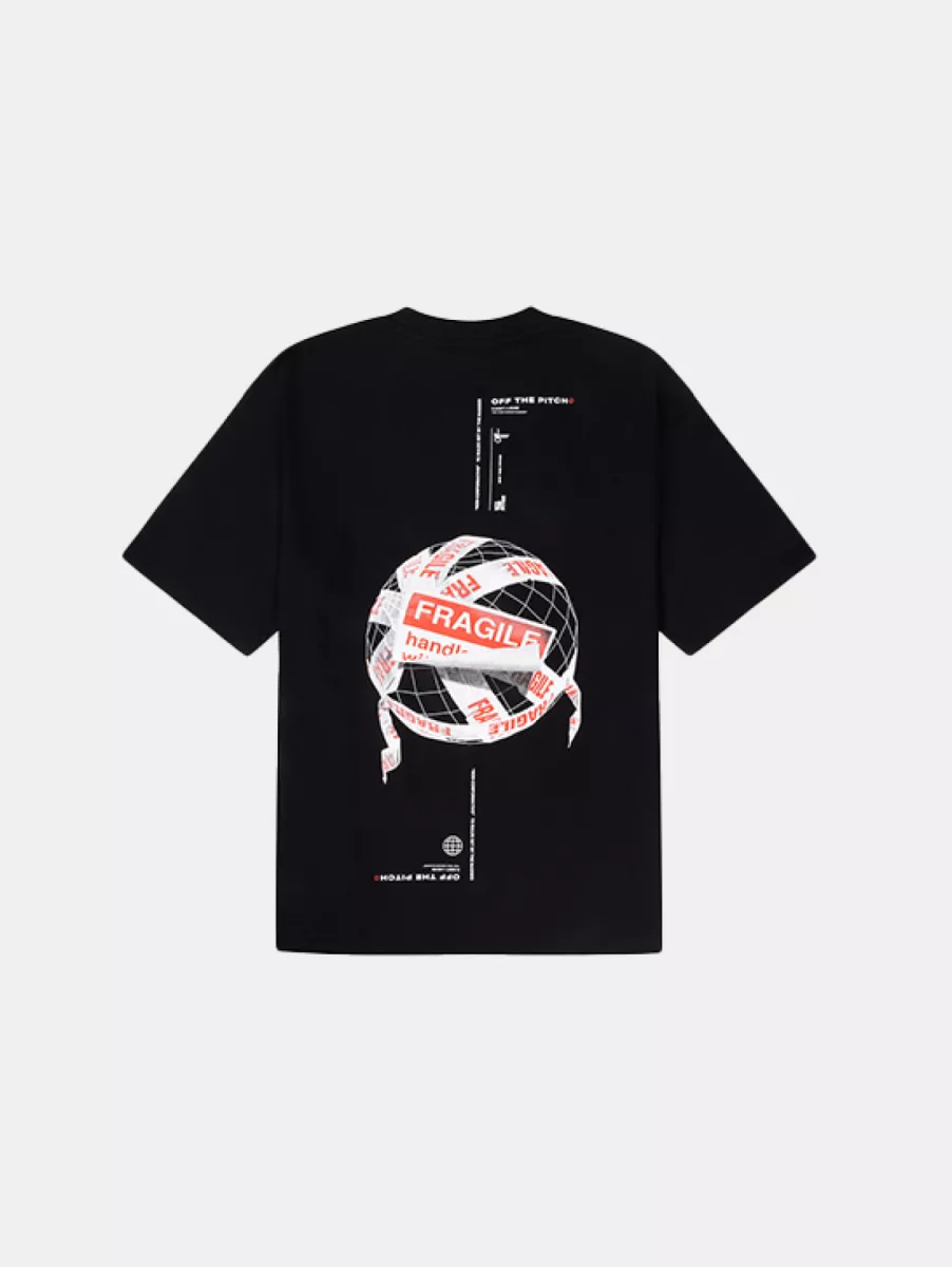 OFF THE PITCH fragile world loose fit tee 998 black
