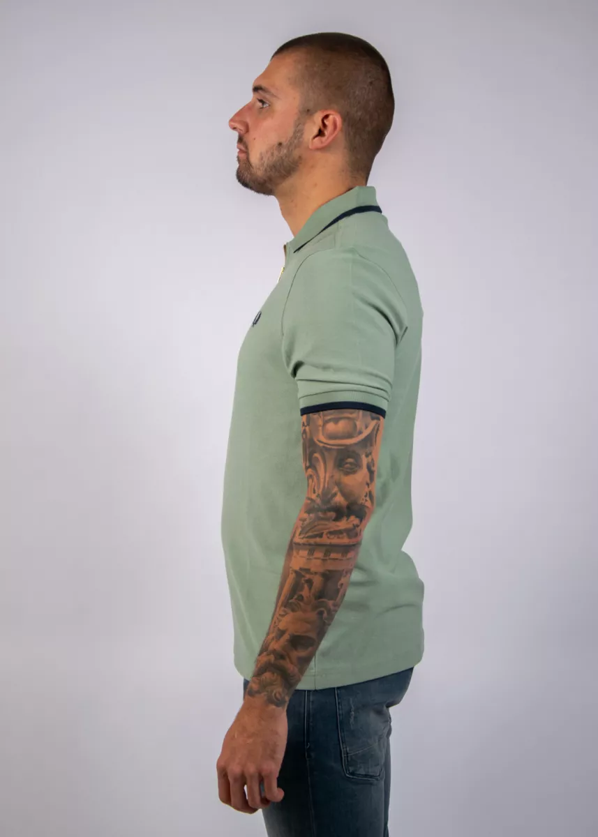 Fred Perry m1672 z16 bayleaf