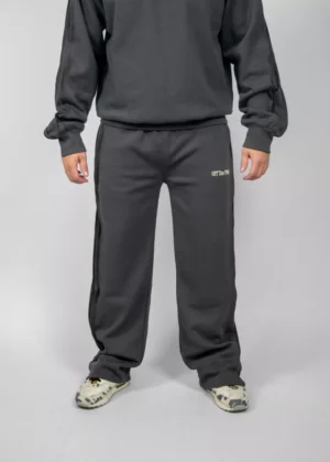 OFF THE PITCH raw edge panel pants 903 dark shadow