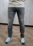 697161
