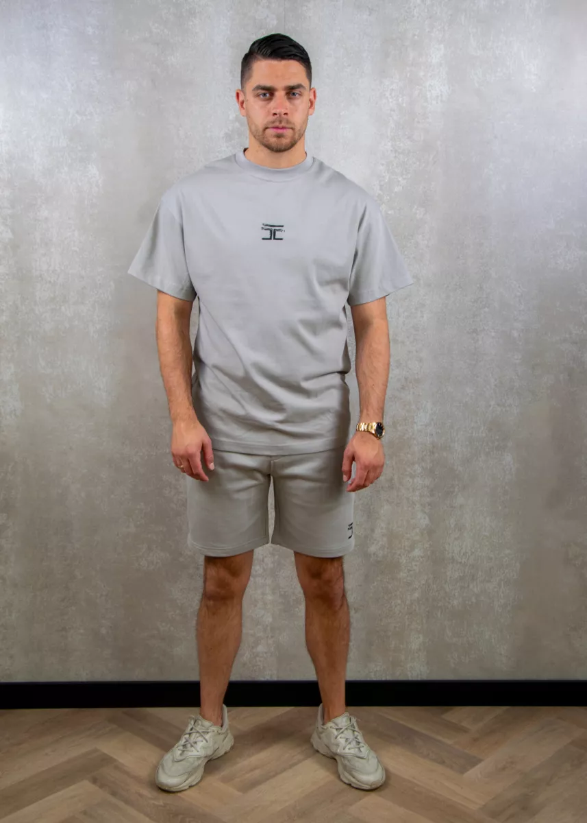 Jorcustom artist short grey