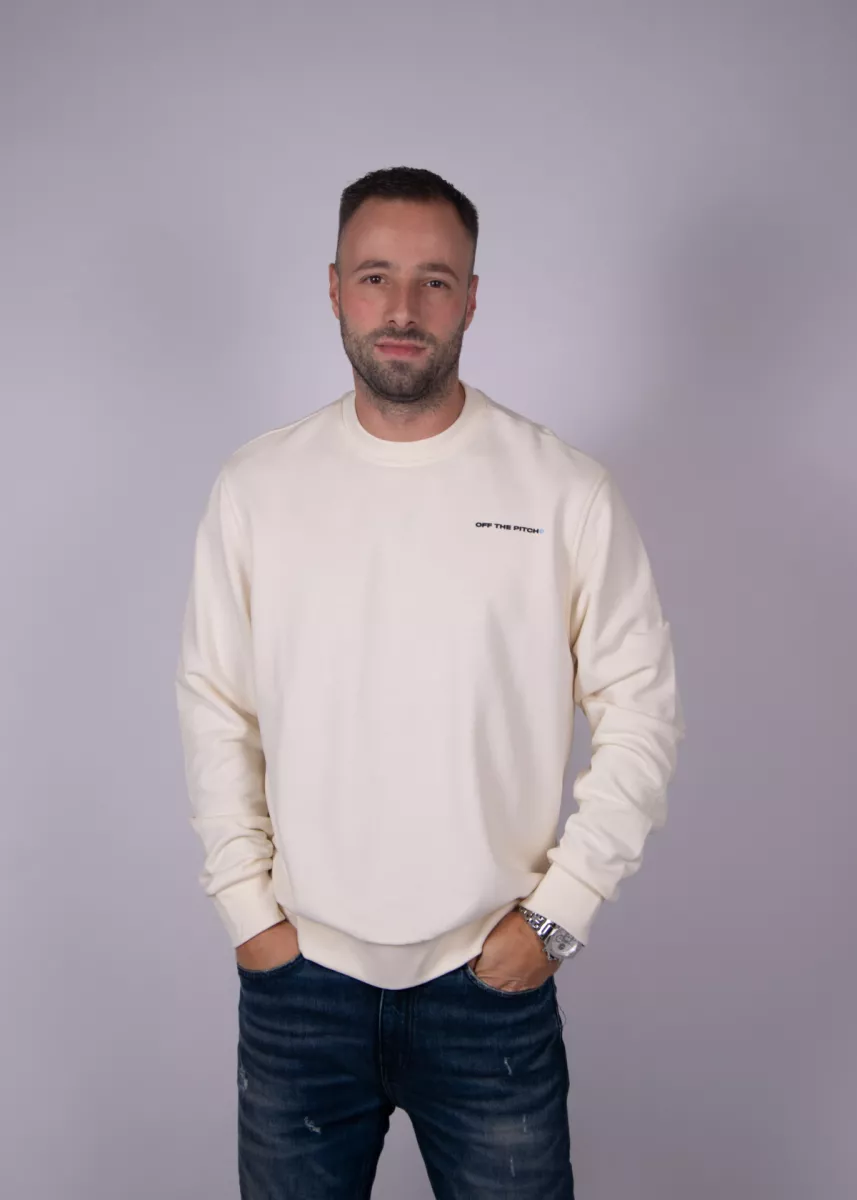 OFF THE PITCH world crewneck 102 off white