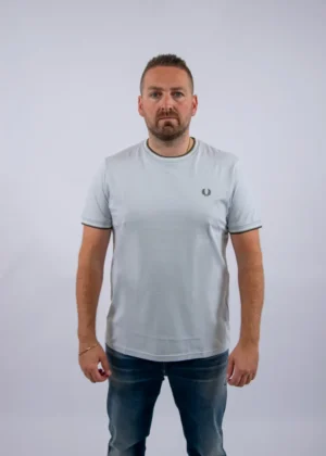 Fred Perry m3519 28a dusky blue