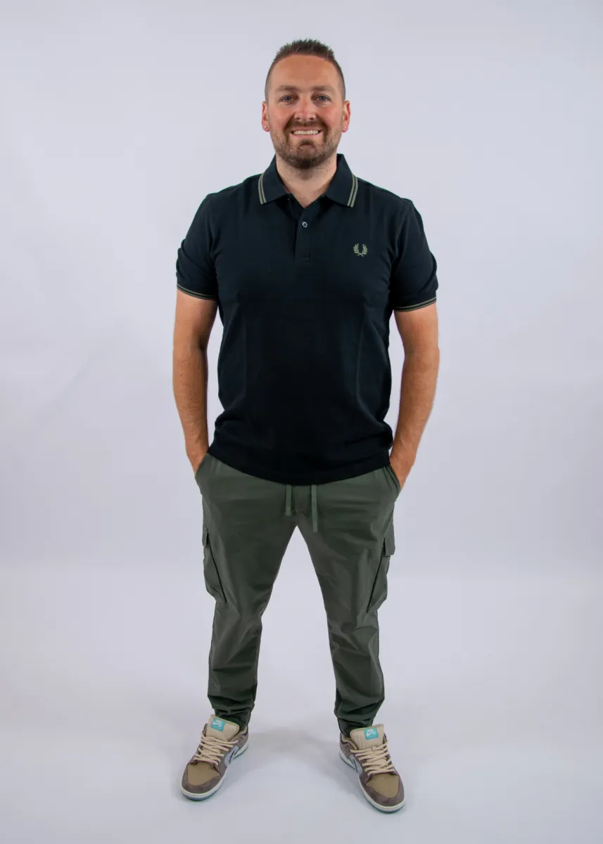 Fred Perry m3600 t44 black/fieldgreen