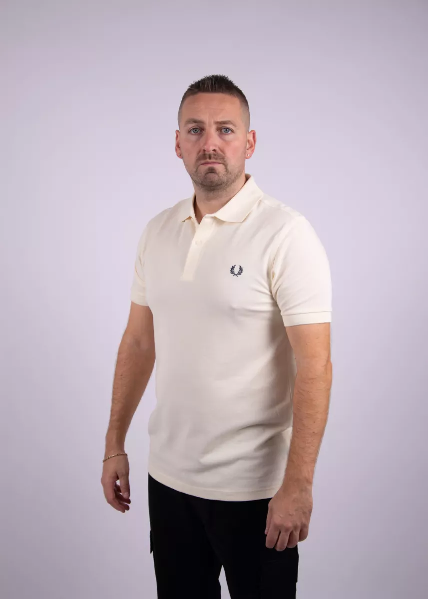 Fred Perry m6000 66a ecru/anchor grey