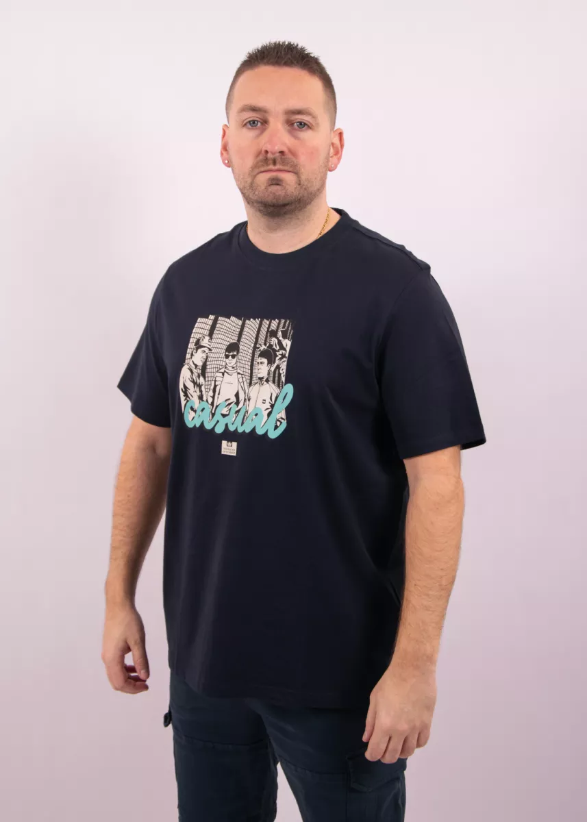 Weekend Offender pt1b05 navy