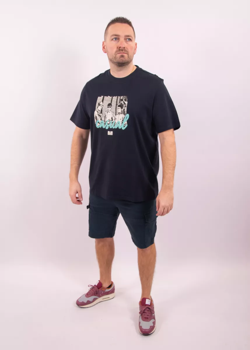 Weekend Offender pt1b05 navy