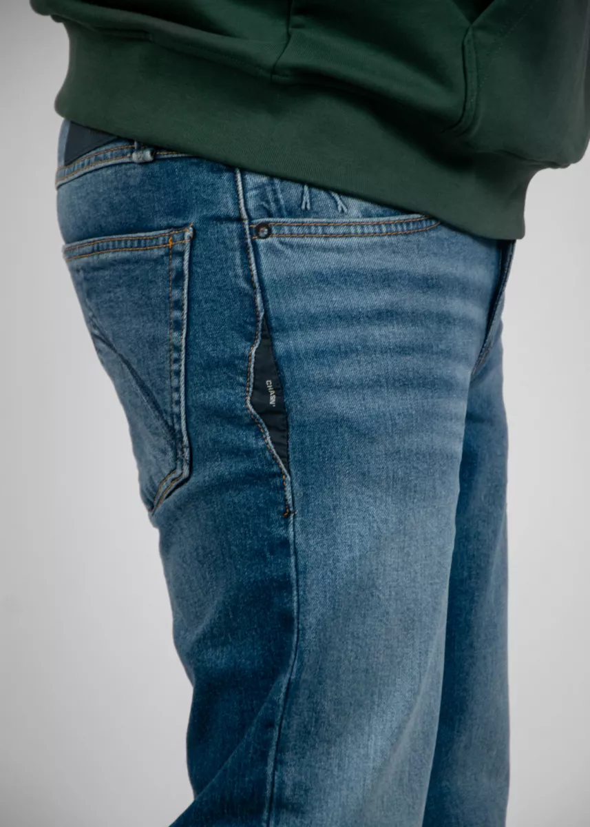 Chasin' 11120009 d20 mid blue denim