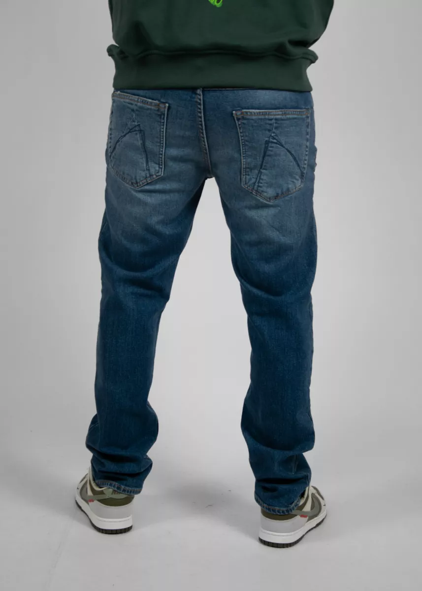 Chasin' 11120009 d20 mid blue denim